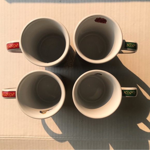 Set Of 4 Vintage Christmas Classics Mugs 1995 12Oz. Limited Edition - Picture 6 of 12